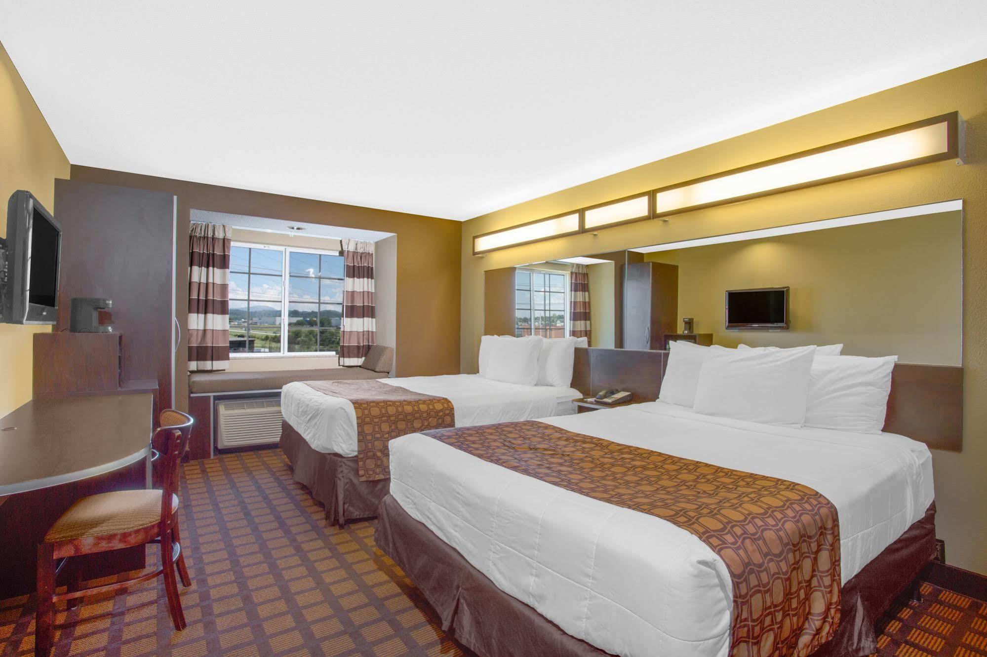Microtel & By Wyndham Harrisonburg